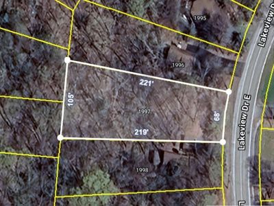 644 Lakeview Dr E, Lake Ariel, PA, 18436