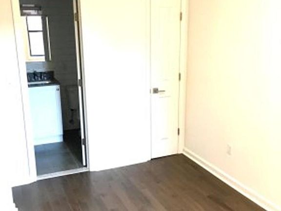 5th image of 5611 94th St APT 4K