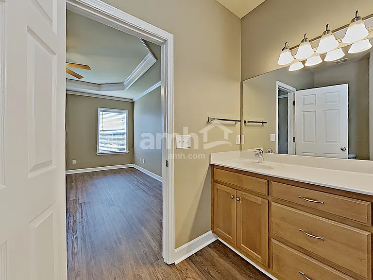 1017 Aenon Cir — Photo 13