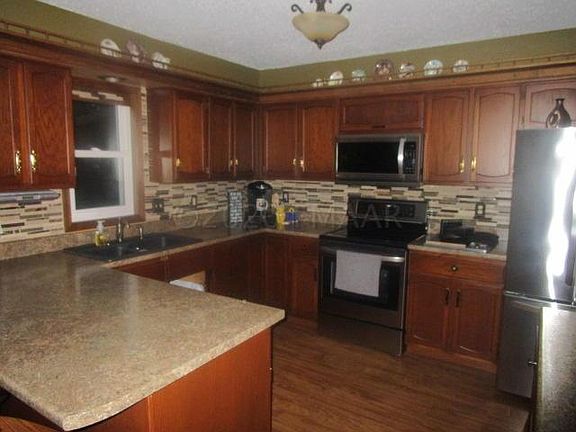 4th image of 420 Cottonwood Ct