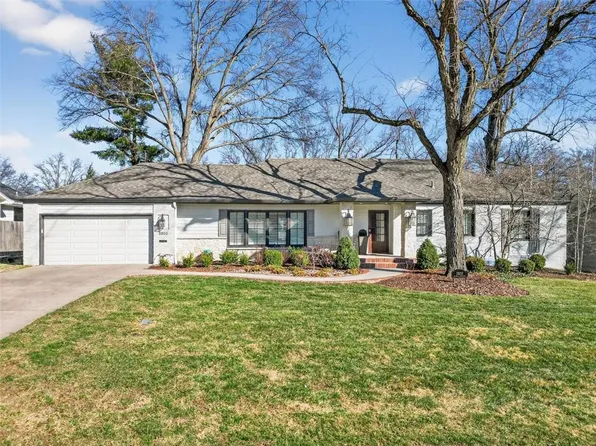 3800 W 84th Ter, Prairie Village, KS 66206