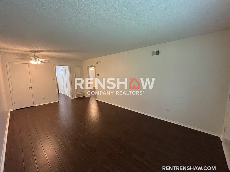 2 bed, 1.0 bath, 900 sqft, $1,195 — Photo 3