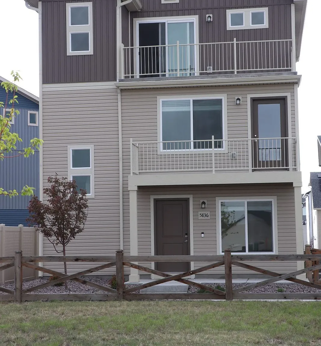3 bed, 2308 sqft, $2,295 — Photo 2
