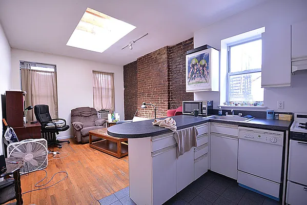 Rented by Keller Williams NYC | media 2
