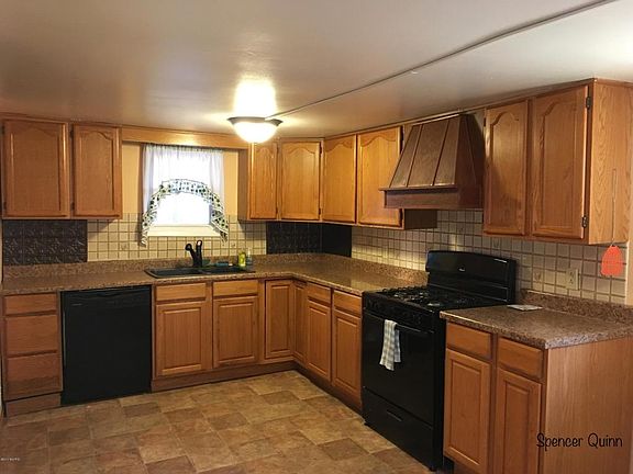 5th image of 15120 Silver Beach Dr NE