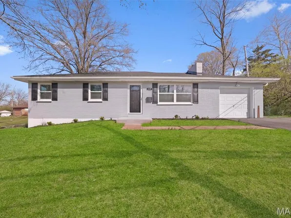 117 Woodstock Rd, Saint Louis, MO 63135