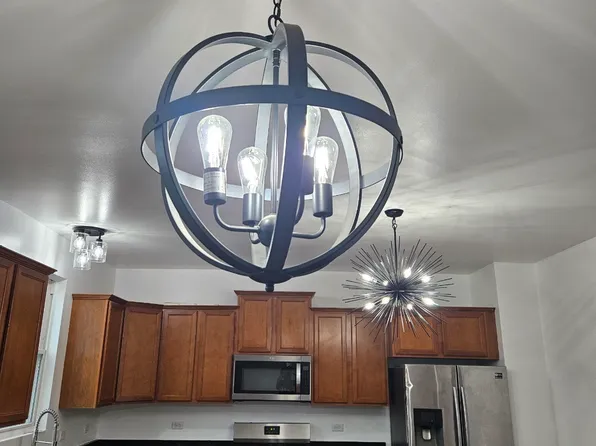 838 Avalon Way, Minooka, IL 60447