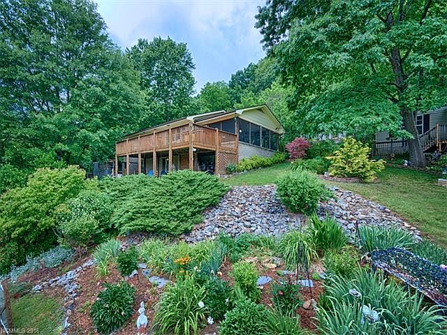 1st image of 208 Lorraine Dr