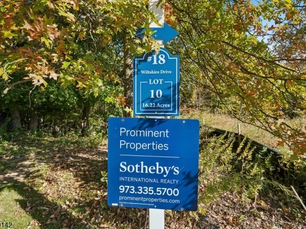18 Wiltshire Dr, Boonton Twp., NJ 07005
