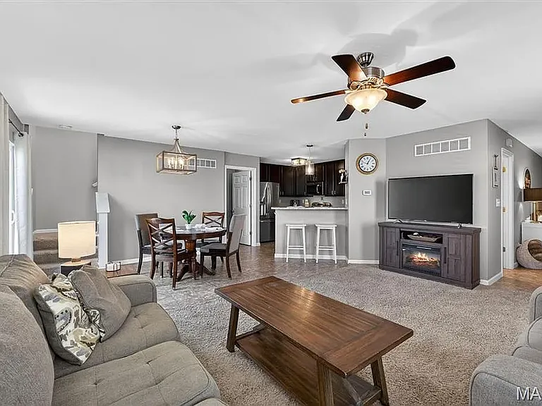 7146 Welsh Dr — Photo 6