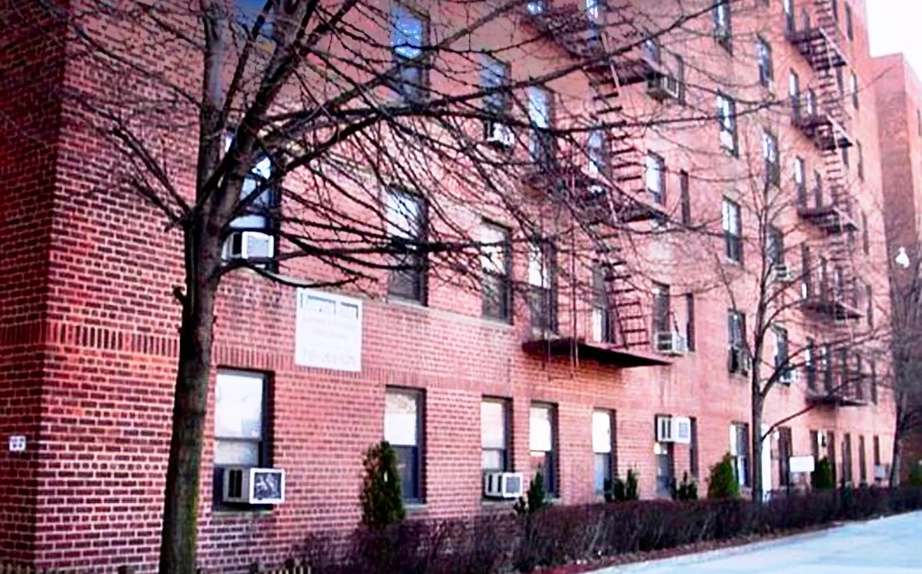 93-10 Queens Boulevard — Photo 1