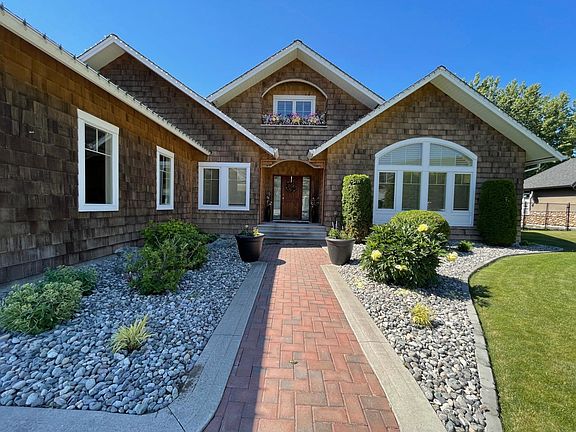 2nd image of 2210 Burgess Ave