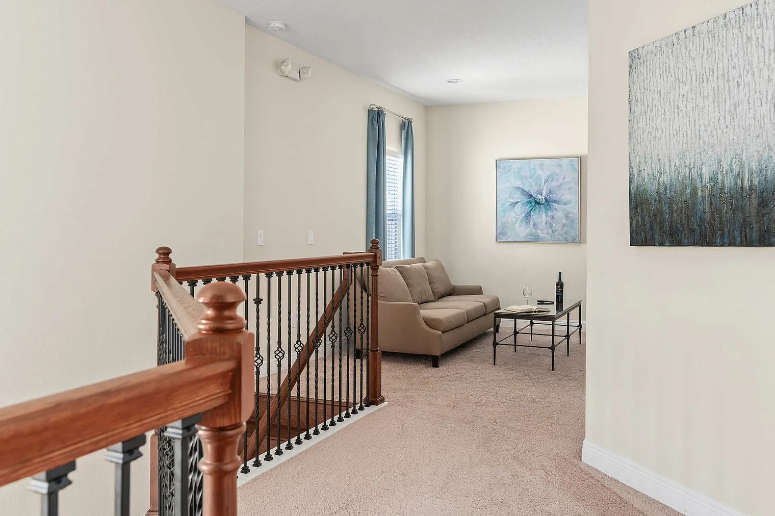 6 bed, 5.0 bath, 3293 sqft, $5,697 — Photo 2