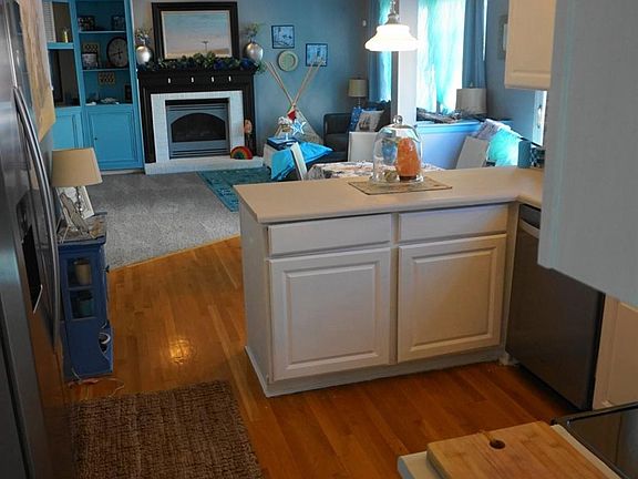 2nd image of 9701 Cherbourg Dr