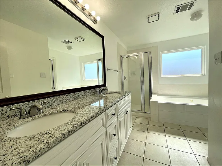 834 Island Meadow Ct — Photo 18