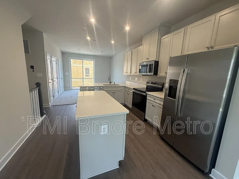 2920 Maisel St — Photo 6
