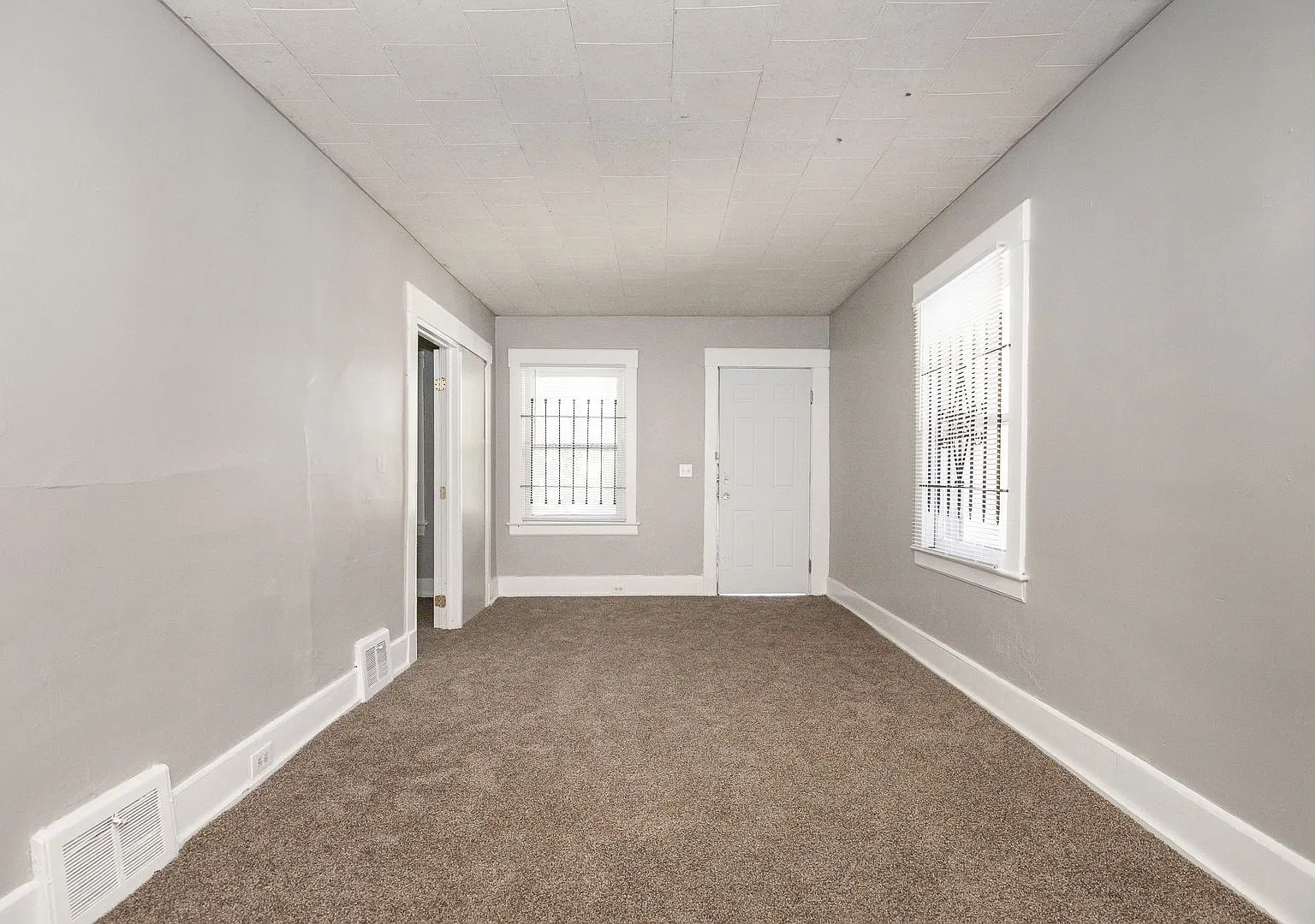 7415 Elton Ave Cleveland, Oh. 44102 — Photo 2