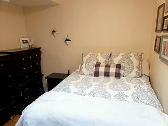 Rented by Bond New York