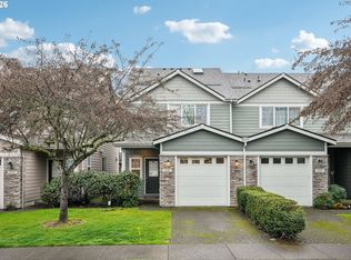 9235 SW Tanoak Ln, Tualatin, OR 97062