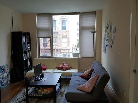 3rd image of 161 E 110th St APT 3-H