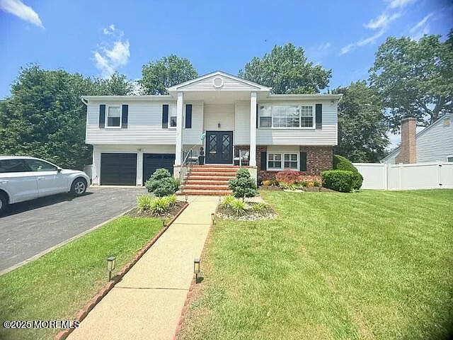 11 Bristlecone Drive photo 1