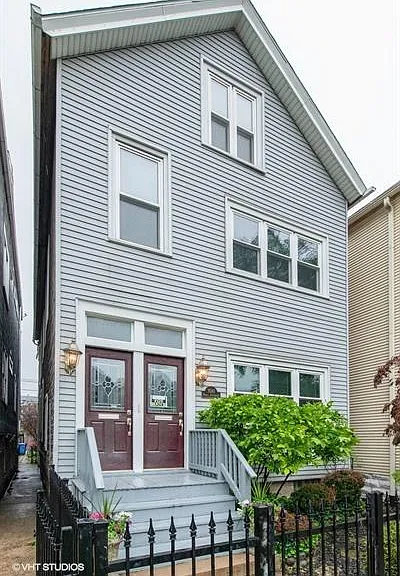 3041 N Southport Ave #1 — Photo 1