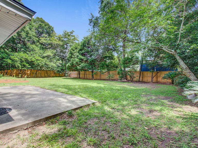 1307 Bob White Dr — Photo 19