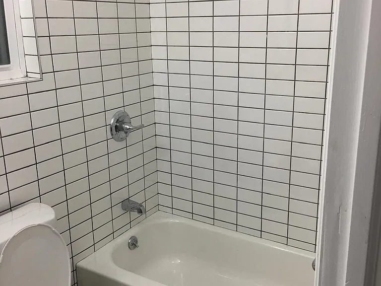 1823 Amethyst St #1 — Photo 5
