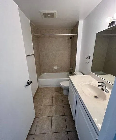 350 G St SW #526 — Photo 18
