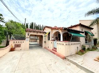 6132 Whitsett Ave #6132, North Hollywood, CA 91606