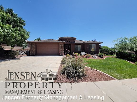 3rd image of 1747 W Lakota Dr