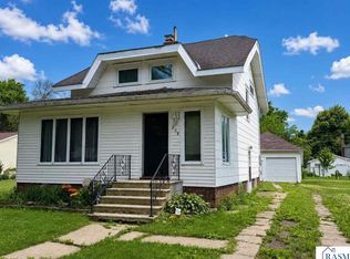 208 2nd Ave SE, Mapleton, MN 56065