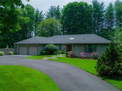 30 Northwind Dr, Stamford, CT, 06903