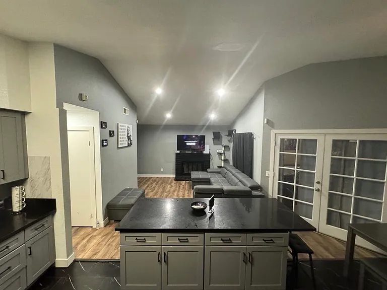 24452 Robie Ct — Photo 15