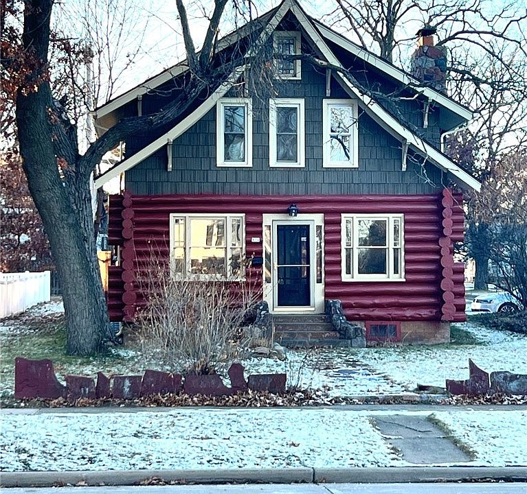 1st image of 836 N Main Street