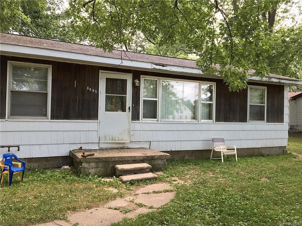 1st image of 8695 Surfwood Dr