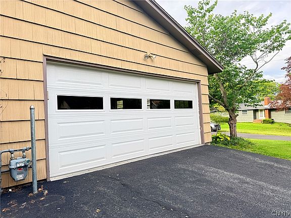 5th image of 318 Cooper Ln