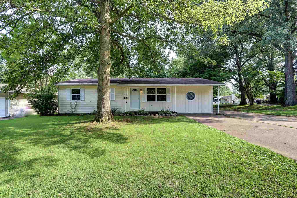 3801 Kathleen Ave photo 1