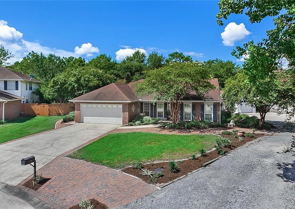 1st image of 3157 Meadow Lake Dr E