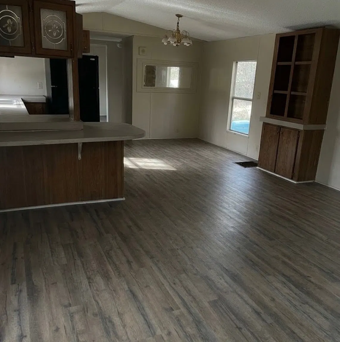 3 bed, 1223 sqft, $1,020 — Photo 3