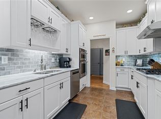 206 Claremore Dr, Woodstock, GA