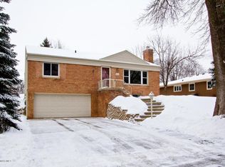 529 21st St NE, Rochester, MN 55906