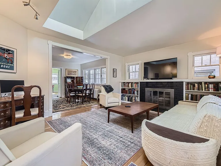 720 Josephine St — Photo 1