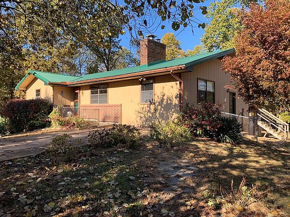 2nd image of 1303 Plateau Dr