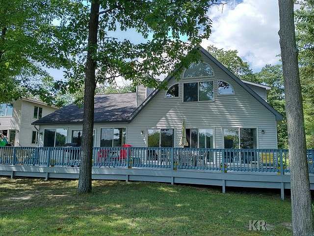 1st image of 671 W Long Lake Dr