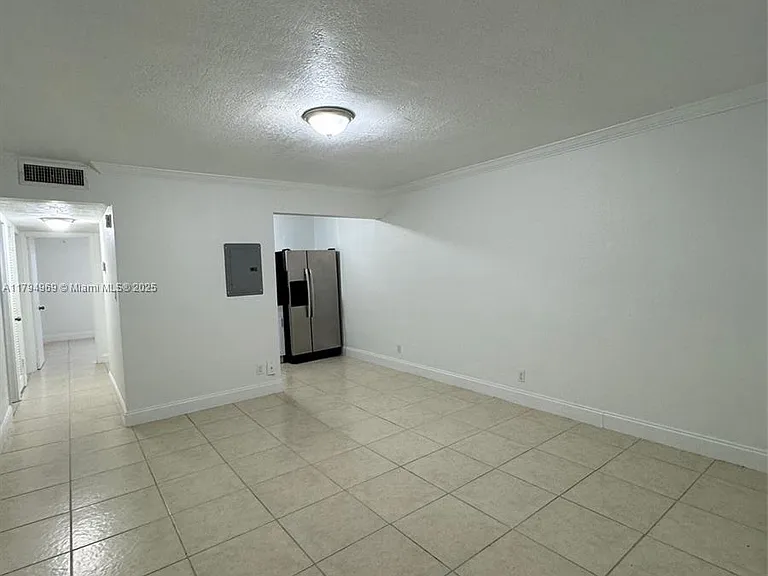 11195 SW 1st St #314 — Photo 3