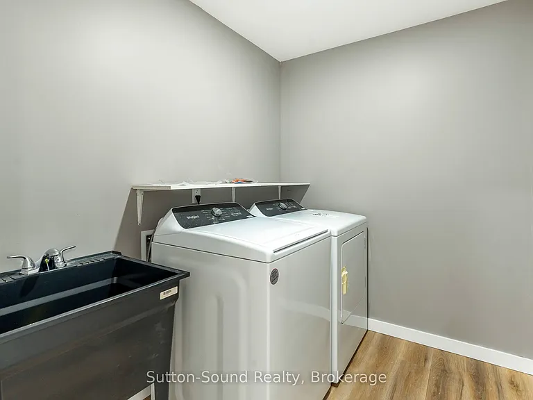 486 Dawson St #LOWER — Photo 14
