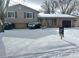 5427 Litchfield Dr, Flint, MI