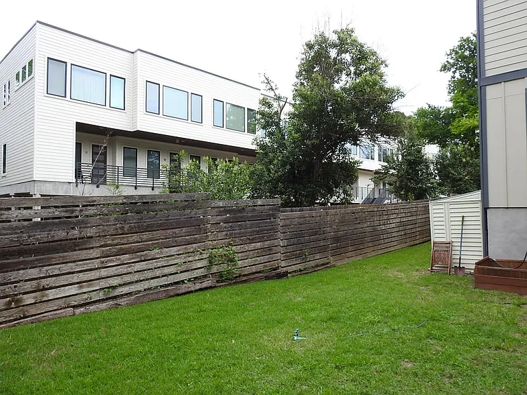 4014 Clawson Rd #B — Photo 29