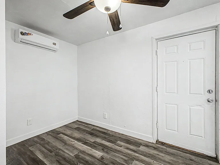 2706 W Missouri Ave #1 — Photo 9